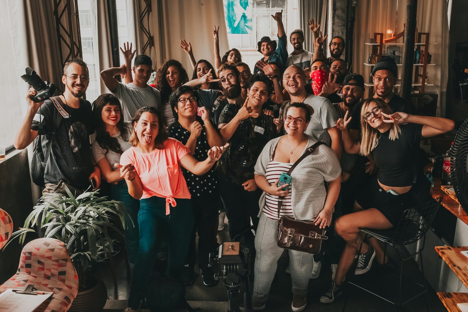 group image, pexels-bertellifotografia-3856033